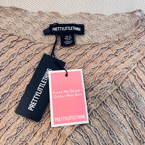 PrettyLittleThing beige Ribbed Asymmetrical Bodysuit - Picture 3 of 4